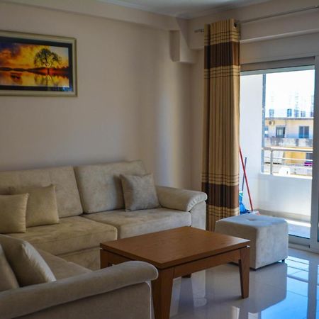 Ersid Apartaments In The Centre Sarandë 外观 照片